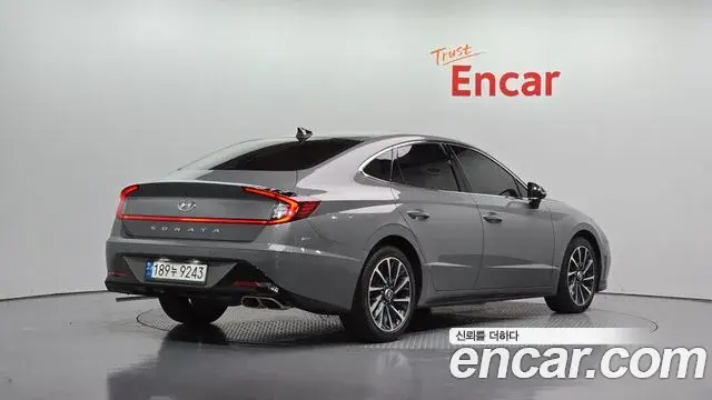 Hyundai Sonata 2022 — Фото 2/20