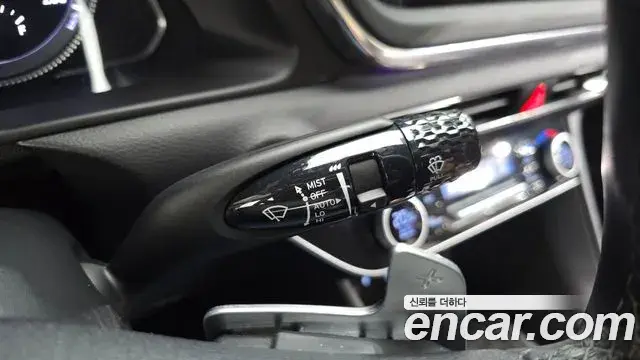Hyundai Sonata 2022 — Фото 19/20