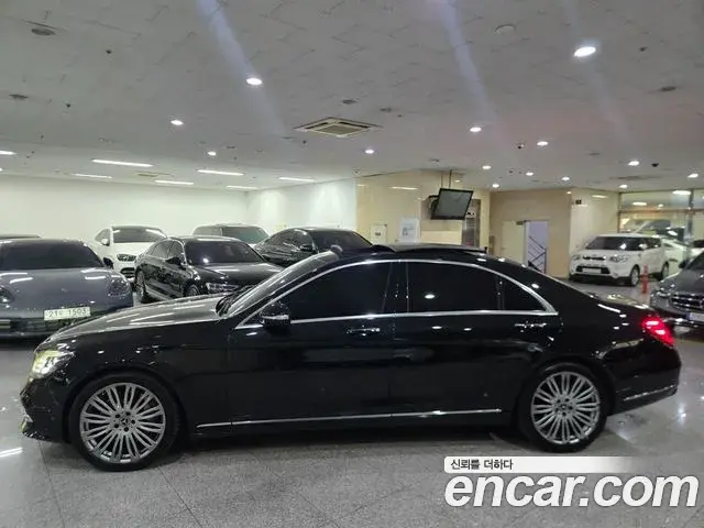 Mercedes-Benz S-Class 2019 — Фото 2/20