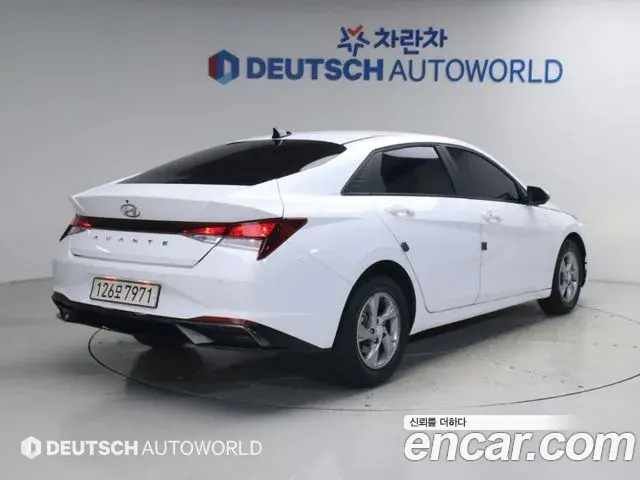 Hyundai Avante 2020 — Фото 4/20