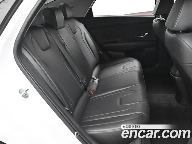 Hyundai Avante 2020 — Фото 17/20