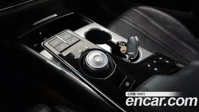 Kia K8 2021 — Şəkil 9/20