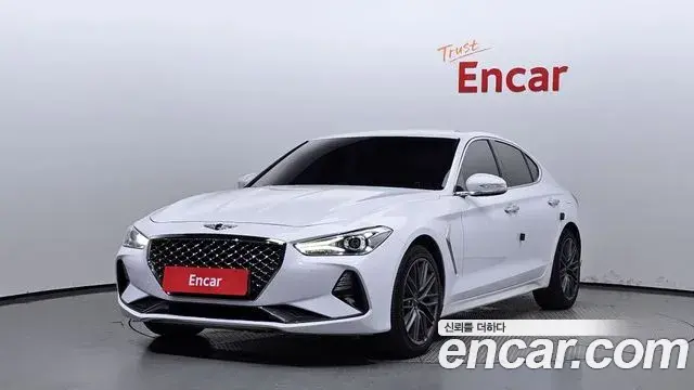 Genesis G70 2018 — Photo 8/20