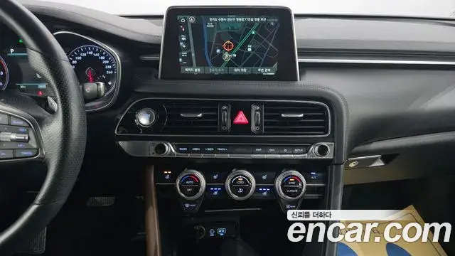 Genesis G70 2018 — Photo 4/20