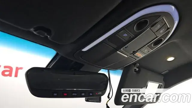 Genesis G70 2018 — Photo 6/20