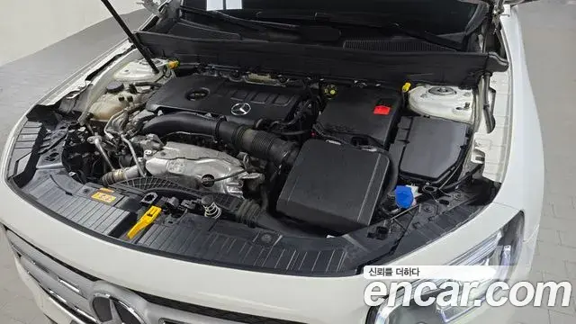 Mercedes-Benz GLB-Class 2020 — Фото 6/20