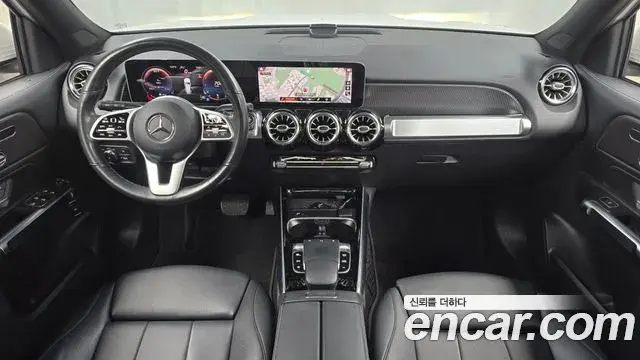 Mercedes-Benz GLB-Class 2020 — Фото 7/20