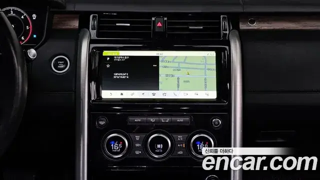 Land Rover Discovery 5 2019 — Photo 13/20