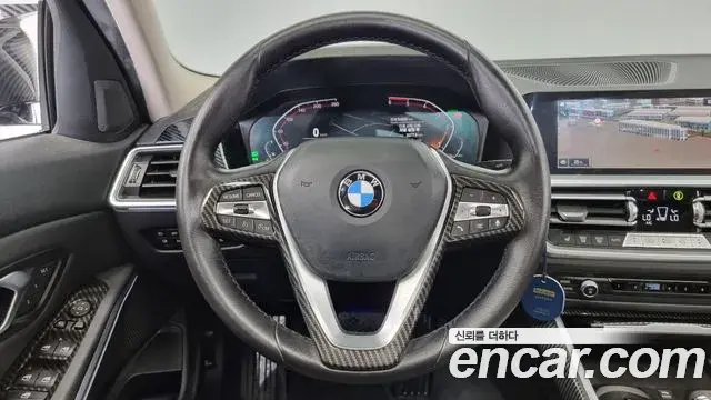 BMW 3 Series 2019 — Фото 13/20