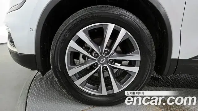 Renault Samsung QM6 2019 — ფოტო 19/20