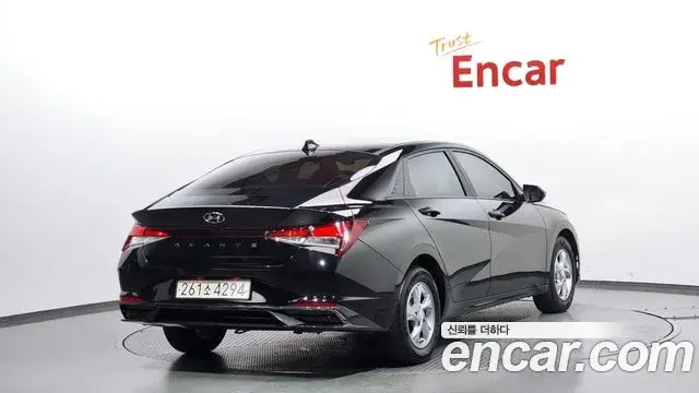 Hyundai The New Avante Hybrid 2020 — ფოტო 2/20