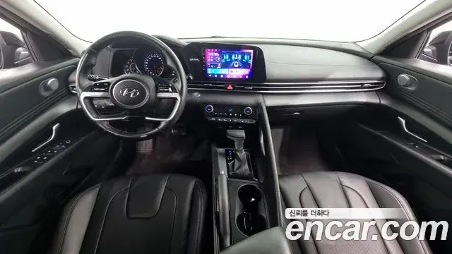 Hyundai The New Avante Hybrid 2020 — ფოტო 8/20