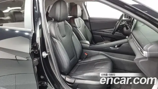 Hyundai The New Avante Hybrid 2020 — ფოტო 11/20