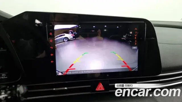Hyundai The New Avante Hybrid 2020 — ფოტო 19/20
