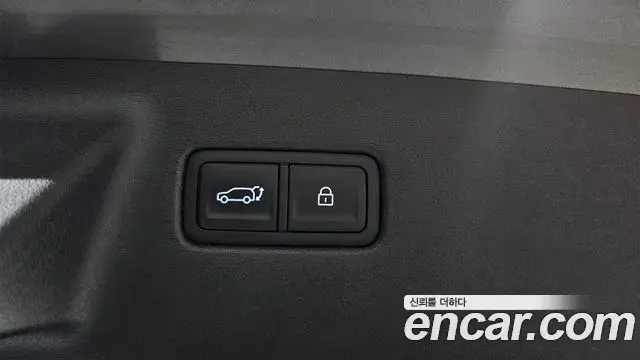 Hyundai Santa Fe 2023 — Şəkil 12/20
