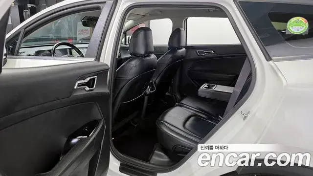 Kia Sportage 2021 — Фото 11/20