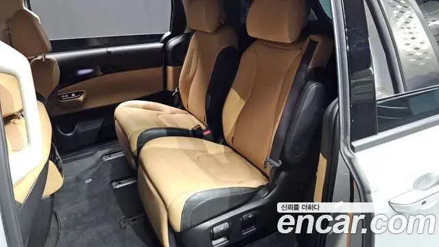 Kia Carnival 2022 — Photo 10/20