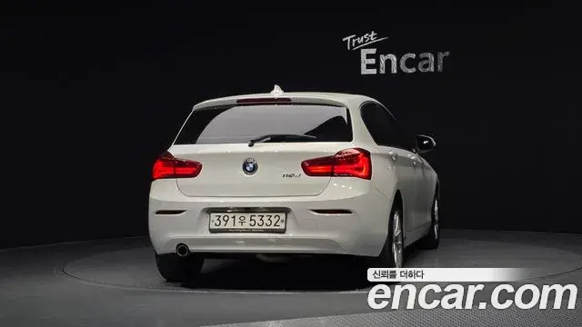 BMW 1 Series 2019 — Фото 3/20