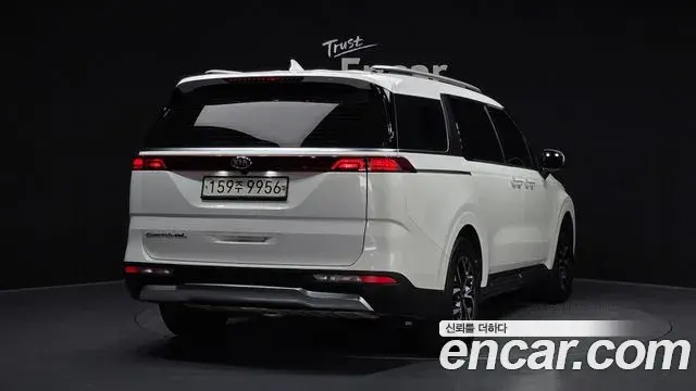 Kia Carnival 2020 — Фото 2/20