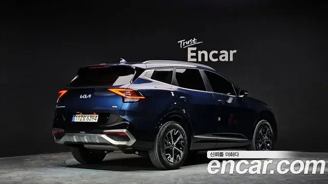 Kia Sportage 2022 — Фото 2/20