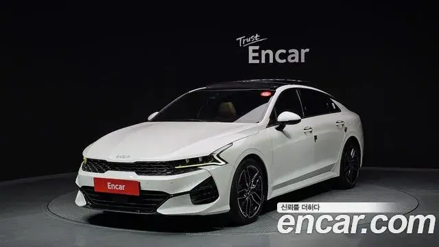Kia K5 2022 — Şəkil 11/20