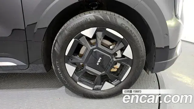 Kia Carnival 2024 — ფოტო 7/20