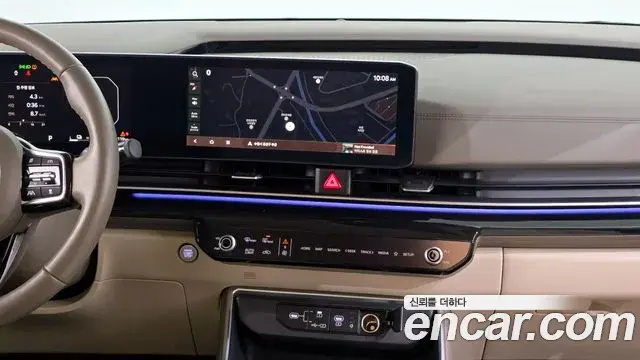 Kia Carnival 2024 — ფოტო 6/20