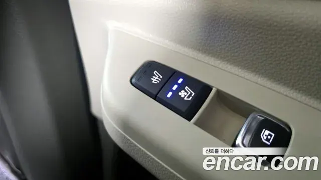 Kia Carnival 2024 — ფოტო 9/20