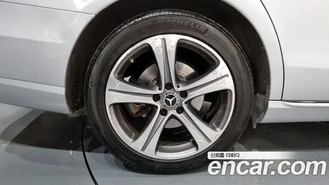 Mercedes-Benz E-Class 2019 — Şəkil 5/20