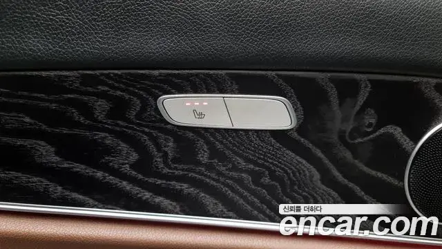 Mercedes-Benz E-Class 2019 — Şəkil 8/20