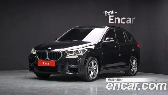 BMW X1 2021 — Фото 1/20
