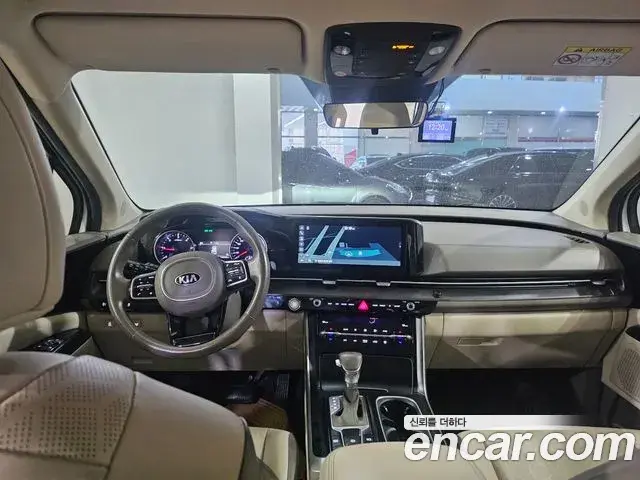 Kia Carnival 2021 — Фото 5/16