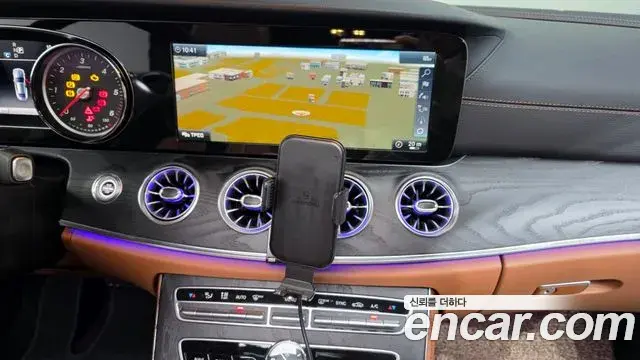 Mercedes-Benz E-Class 2019 — Şəkil 11/20