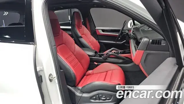 Porsche Cayenne 2024 — Şəkil 10/20