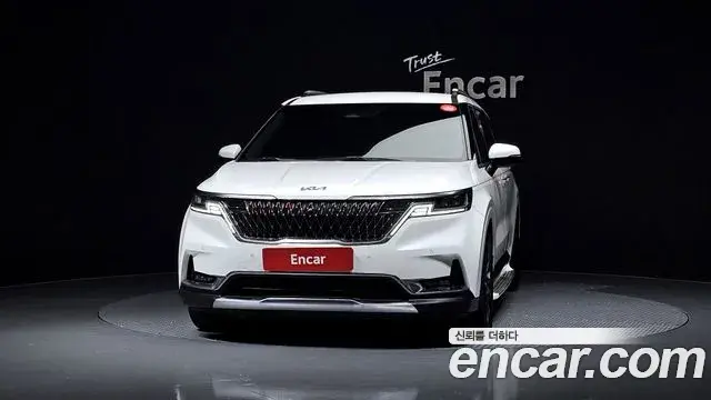 Kia Carnival 2020 — Фото 3/20