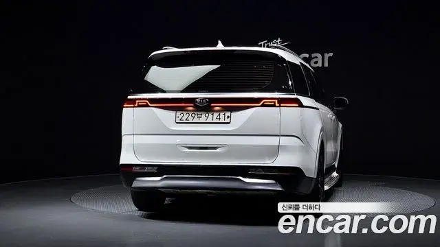 Kia Carnival 2020 — Фото 4/20