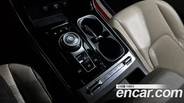 Kia Carnival 2020 — Фото 9/20