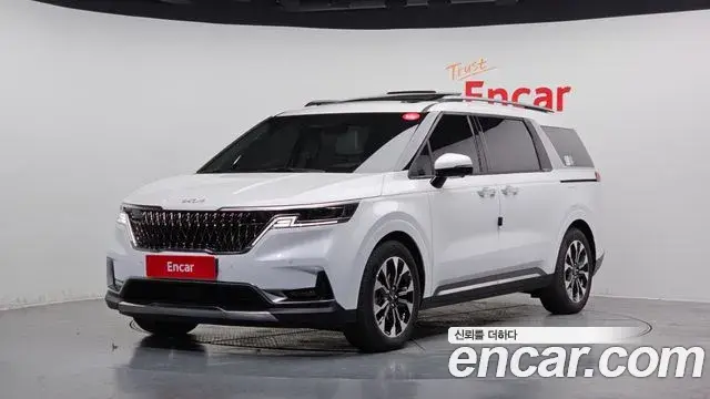 Kia Carnival 2022 — ფოტო 8/20
