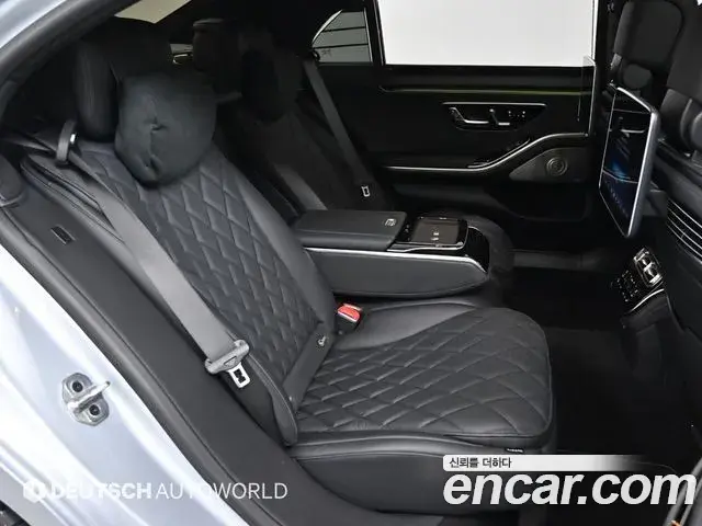 Mercedes-Benz S-Class 2024 — ფოტო 2/20