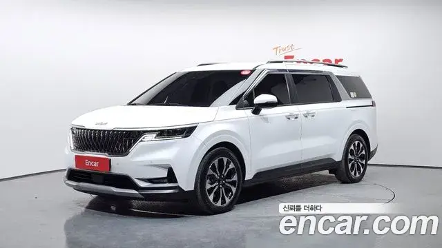 Kia Carnival 2022 — Фото 1/20