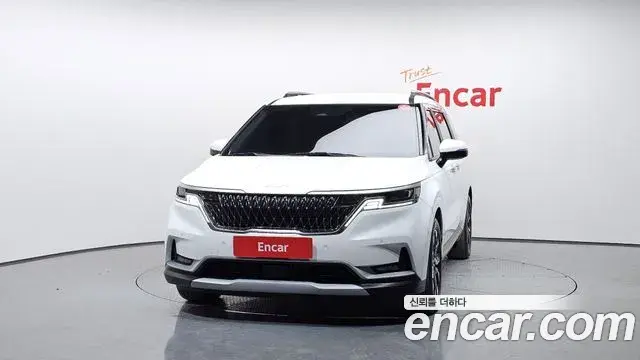 Kia Carnival 2022 — Фото 3/20