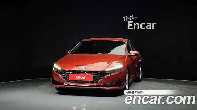 Hyundai The New Avante Hybrid 2022 — ფოტო 9/20