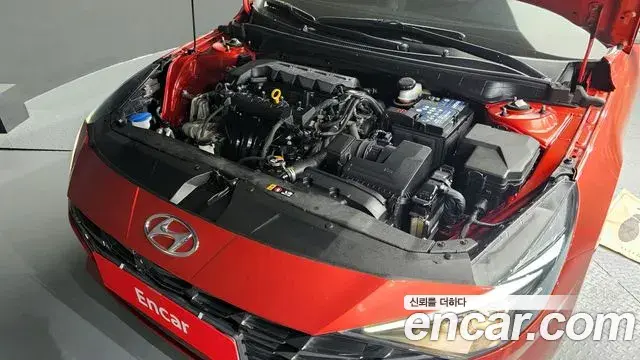 Hyundai The New Avante Hybrid 2022 — ფოტო 2/20