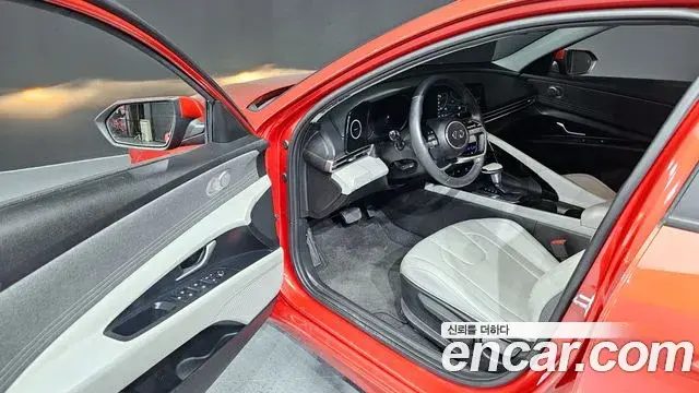 Hyundai The New Avante Hybrid 2022 — ფოტო 4/20