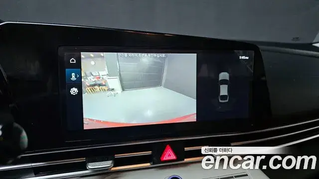 Hyundai The New Avante Hybrid 2022 — ფოტო 15/20
