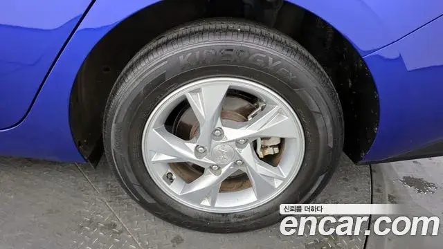 Hyundai The New Avante Hybrid 2020 — ფოტო 15/20