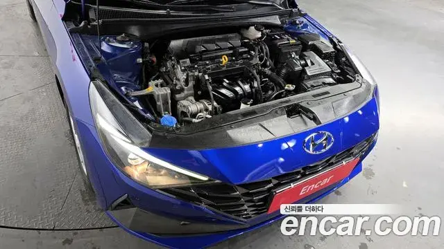Hyundai The New Avante Hybrid 2020 — ფოტო 8/20