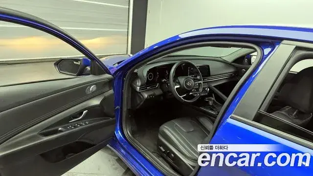 Hyundai The New Avante Hybrid 2020 — ფოტო 6/20