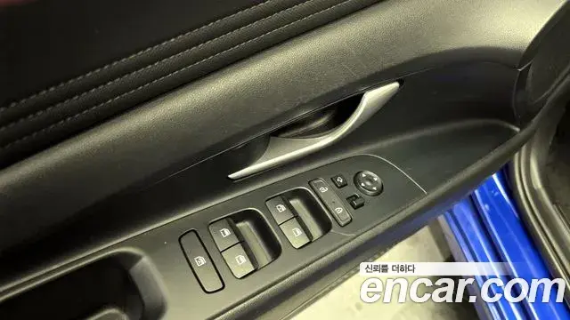 Hyundai The New Avante Hybrid 2020 — ფოტო 19/20