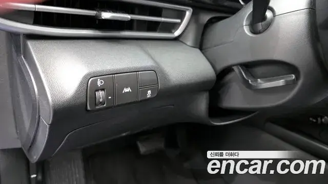 Hyundai The New Avante Hybrid 2020 — ფოტო 14/20